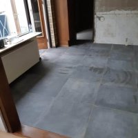 Plaatsen keukenvloer